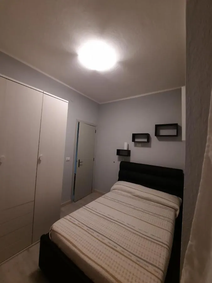 Florida Villa Porto Pino 0*,  Italien