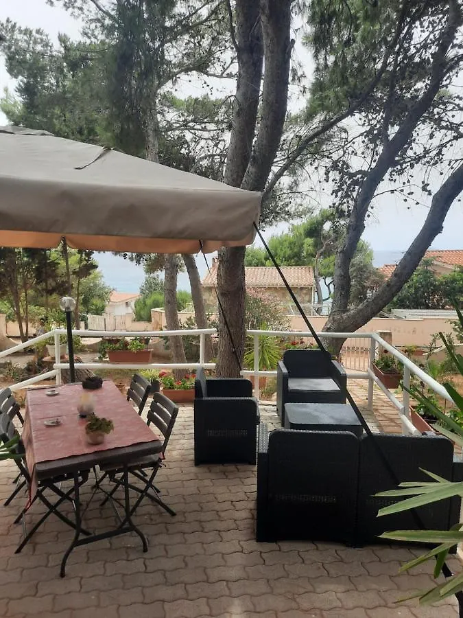 Feriehus Florida Villa Porto Pino Italien